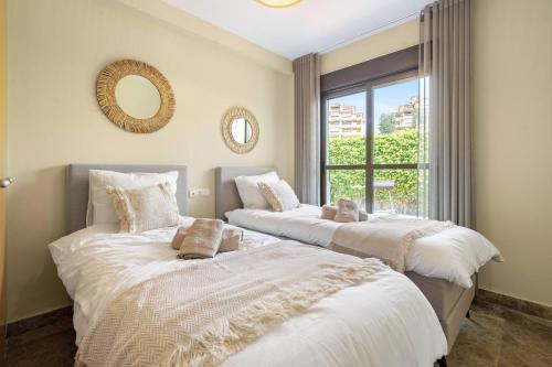 Apartment with Private Garden - Swimming pool And Family-Friendly photo 7
