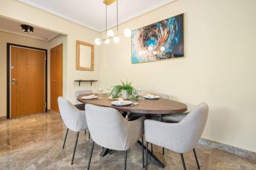 Apartment with Private Garden - Swimming pool And Family-Friendly photo 5