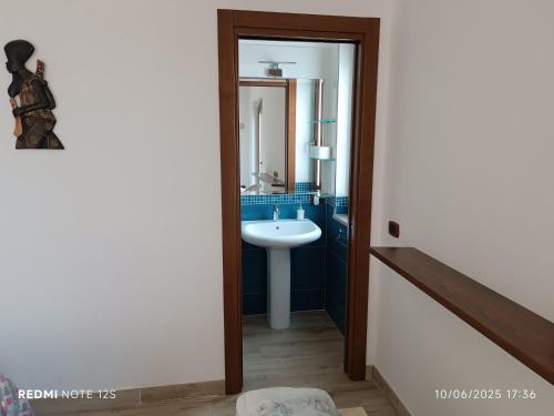 Salle de bains dans l'établissement La Dimora di Nonna Anna