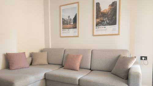 Green Studio Apartment