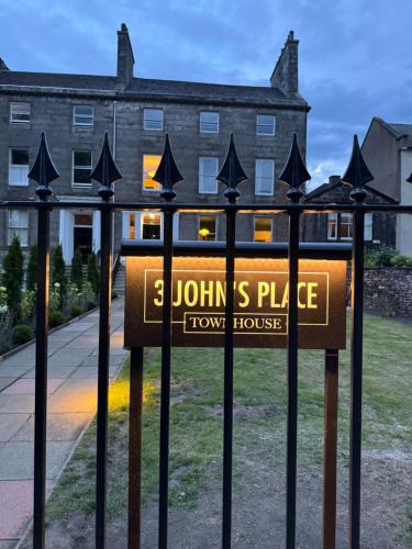 3 John's Place Townhouse photo 10