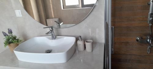 Ένα μπάνιο στο Casa di Laino
