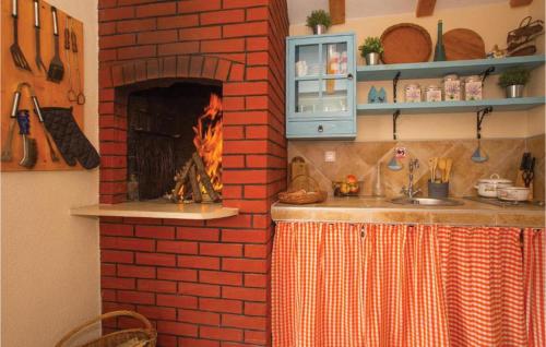 Amazing Home In Kastel Sucurac