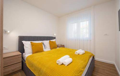 Lovely Apartment In Zadar With Wifi