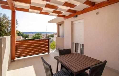 Beautiful Apartment In Bibinje With Wifi