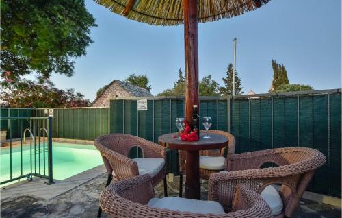 Φωτογραφία από το άλμπουμ του Holiday Home Skrip With Sea View 279 σε Škrip