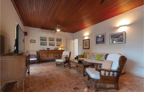 Beautiful Home In Orebic