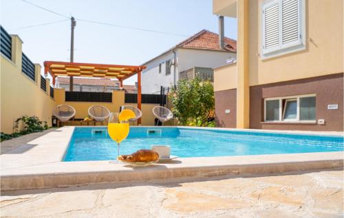 Cozy Apartment In Zadar With Wifi