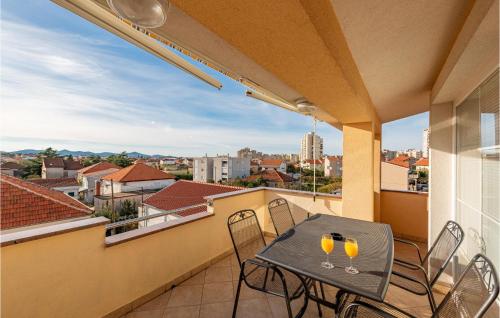 Cozy Apartment In Zadar With Wifi