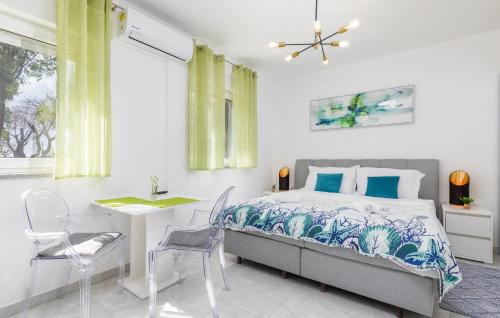 Gorgeous Apartment In Pula With Wifi