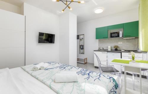 Pet Friendly Apartment In Pula With Wifi