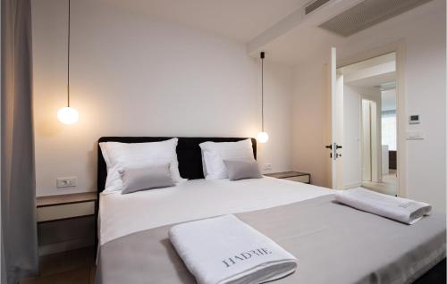 Lovely Apartment In Malinska