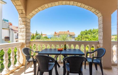 Amazing Apartment In Malinska With Wifi
