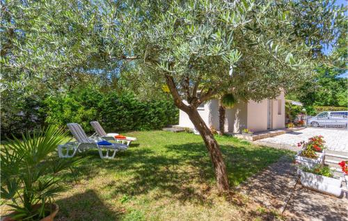1 Bedroom Awesome Apartment In Malinska