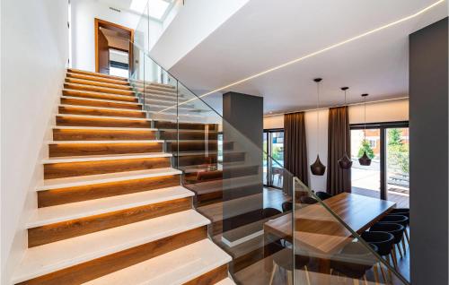 Beautiful Home In Novalja