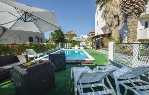 Three-Bedroom Apartment In Split