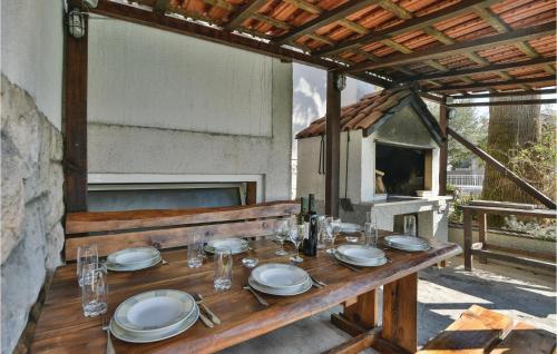 Three-Bedroom Apartment In Split