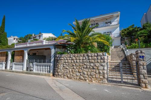 Apartments in Dramalj 41528