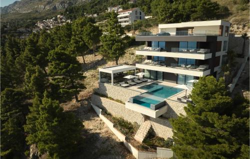 Villa Alanis