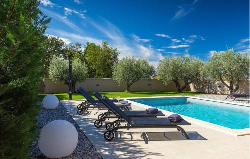 Villa Flora Abrega