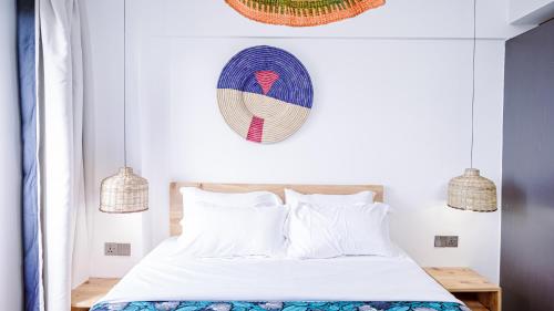 Letto o letti in una camera di Marina Bay Unique 1 Bedroom in Westland's Off Rhapta Road-Zawi