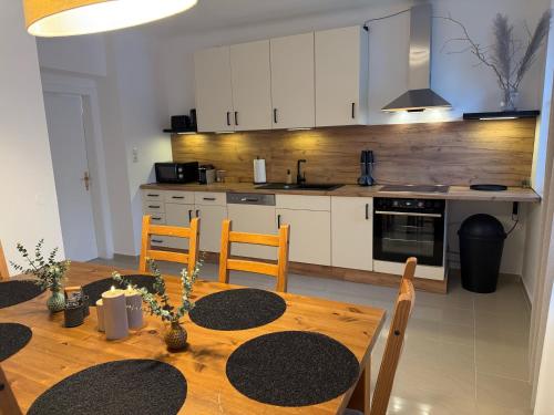 Bright apartment with parking near Schönbrunn