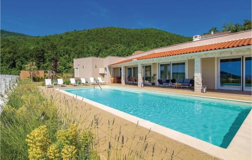 Lovely Home In Veprinac With Sauna