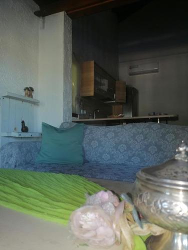 Η κουζίνα ή μικρή κουζίνα στο Gogo house in Faro Avlida