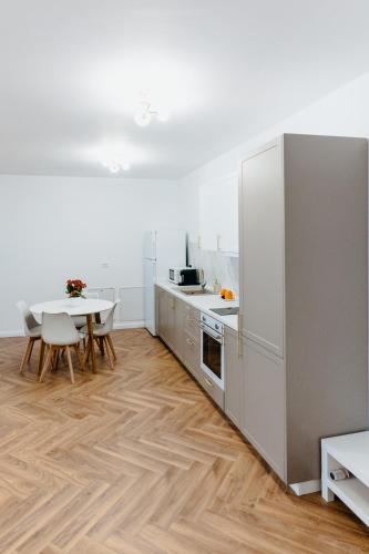 Dapur atau dapur kecil di Evo Residence Oasului