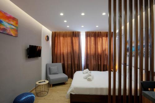 Holiday Stylish City-Center Studio