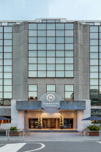 an exterior view of acedes benz headquarters at Sheraton Brussels Airport Hotel in Zaventem