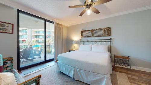 Ένα ή περισσότερα κρεβάτια σε δωμάτιο στο 3br/3ba w/ Lazy River & Slide Sleeps 8