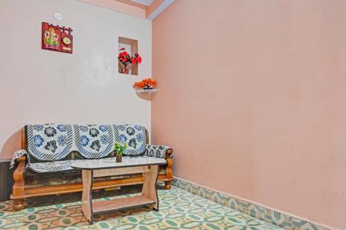 Posezení v ubytování Super HOTEL O MAA NARMADA