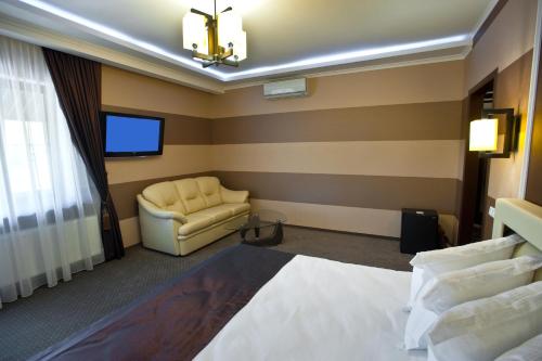 Hotel Complex Dachaにあるテレビまたはエンターテインメントセンター