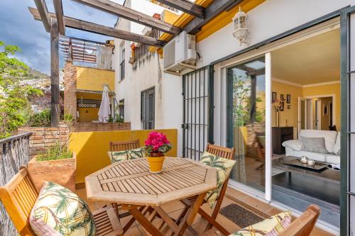Magnificent apartment in the Albaicín and Sacromonte Parking