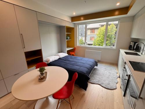 Η κουζίνα ή μικρή κουζίνα στο Premium RED Mountain Lodging