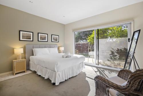 Ένα ή περισσότερα κρεβάτια σε δωμάτιο στο Spacious 3-Bed Apartment Near Dromana Beach