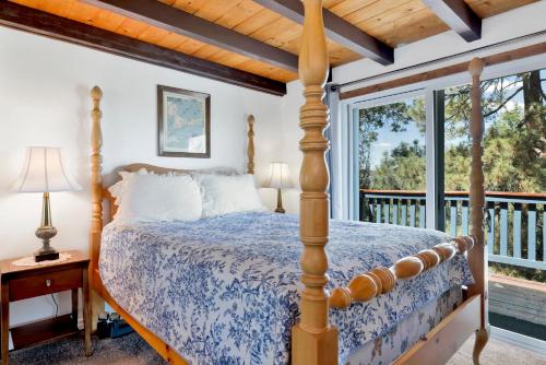 Giường trong phòng chung tại Moon palace #2170