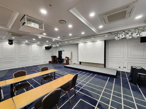 Konferenční prostory v ubytování Seogwipo JS Hotel
