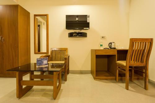 Televisyen dan/atau pusat hiburan di Hotel Garden Inn