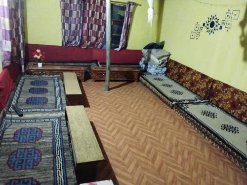 Χώρος καθιστικού στο Delek Homestay Losar