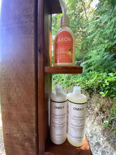 Gallery image of Tree Top Sanctuary Cowichan Valley in Duncan