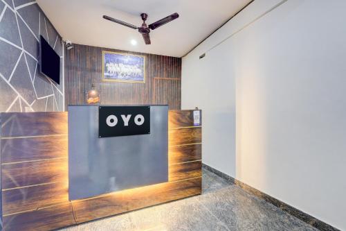 a room with a sign on a wall at FabHotel DD Green Residency in New Delhi