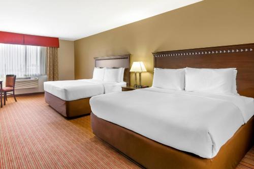 Postel nebo postele na pokoji v ubytování Comfort Inn Phoenix Central City