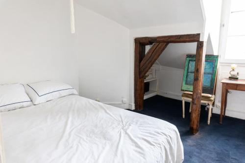 Charming 1BR next to Pantheon