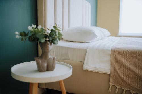 Full Amenities, Modern 1BR near Medpark Riscani