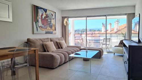 Cannes Centre - Villa Lérins - Cavell Suites - Walking Distance From Palais des Festivals and Beach - Free Parking - Perfect Location For Business And Holliday