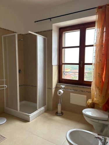 Bilik mandi di Locanda Su mere b&d