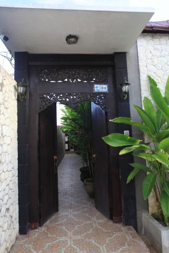 Фотография из галереи Bukit Suites Villa в Улувату