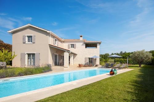 New! Villa Corinne with 42 m2 pool, sauna